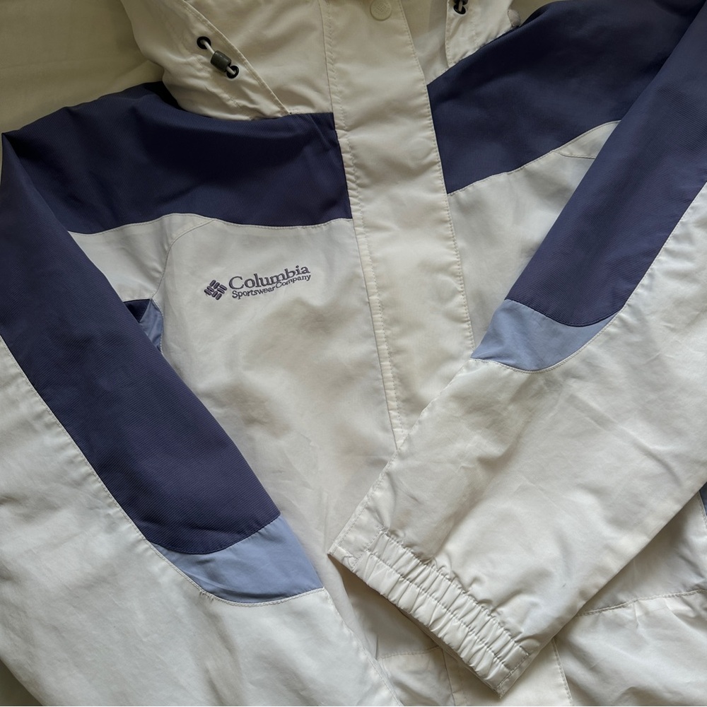 Columbia Light Jacket - Large - Picture 12 of 15